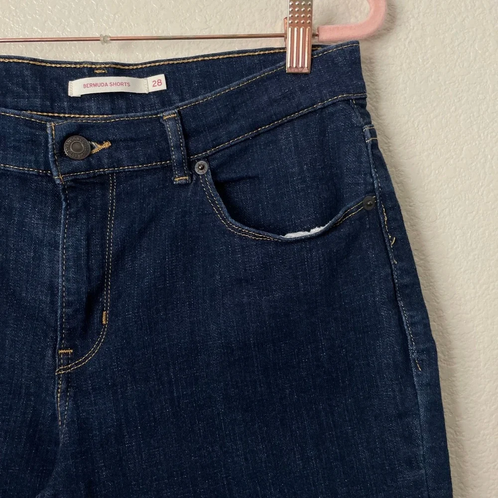 Levis Shorts Womens Size 28 Dark‎ Indigo Bermuda Denim High Rise Stretch Cotton